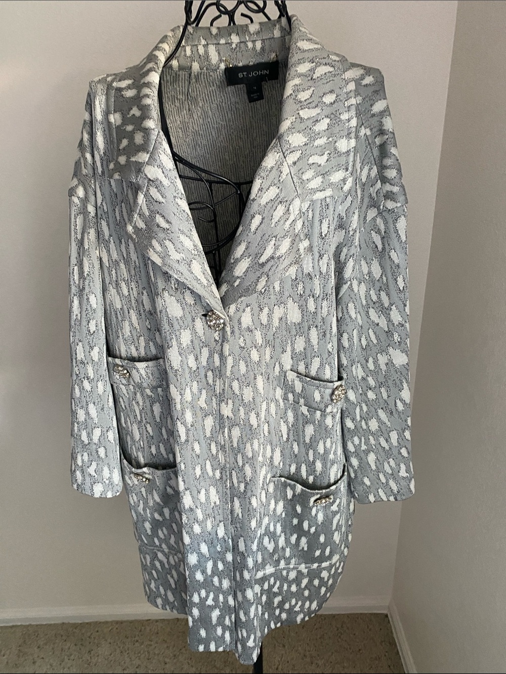 St. John Gray and White Patterned Long Knit Jacket